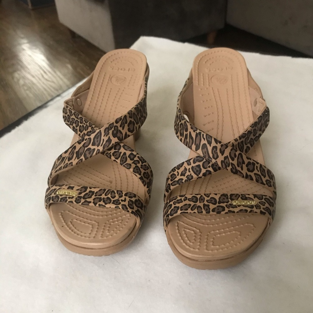 Crocs Leopard Print Slides Size 9.